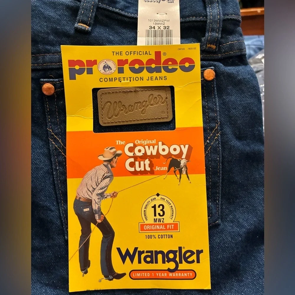 NWT Wrangler Men's Cowboy Cut Original Fit Jean 34 X 32 - Picture 2 of 7